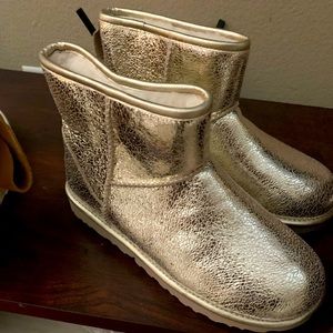SOLD Classic Mini Metallic Sparkle Gold Ugg Boots